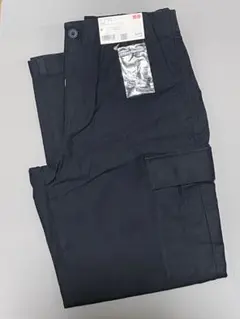 新品　UNIQLO ワイドストレートカーゴパンツ ブラック　Mのサムネイル