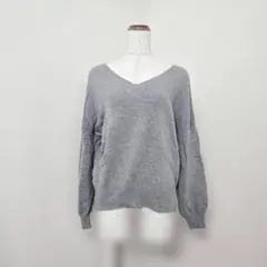 nano Vネックニット セーター カシミヤ・ウール サイドスリット