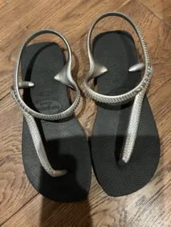 Havaianas シルバー ビーチサンダル