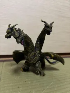 【中古】ムービーモンスターシリーズ カイザーギドラのサムネイル