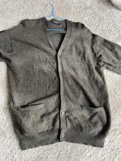 オリーブグリーン Vネック カーディガン