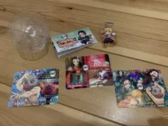 鬼滅の刃　すかいらーく　アクリルキーホルダー　我妻善逸