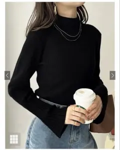 ブラック タートルネック フレア袖セーター Lサイズ