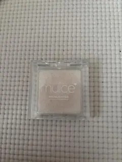 muice うるみハイライター 01 スノーベージュのサムネイル