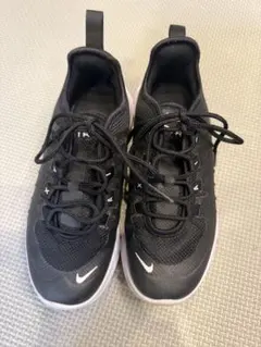 Nike Air スニーカー ブラック　黒　ナイキ　19