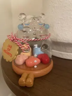 POPMART crying for love JAR OF HEARTS