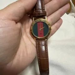 Gucci アナログクォーツ 腕時計 グリーン/レッド
