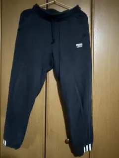 Item thumbnail for item b6db1e39-a6a2-4dc2-82be-0c44272a4b5b