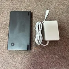 【動作良好】ニンテンドーDSi ブラック 本体 充電器付き 任天堂