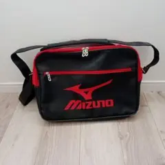 【容量20㍑】Mizuno ショルダーバッグ 黒/赤のサムネイル