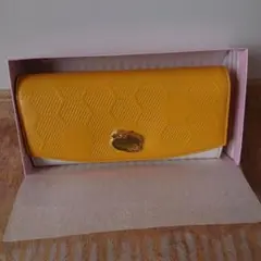 サマンサタバサ ディズニープーさんコラボ長財布