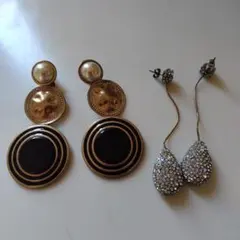 値引き】ZARA ビンテージ風ゴールドブラックピアス　2個セット