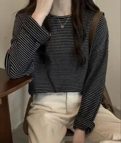 細ボーダー長袖トップス