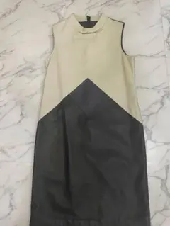 CLASSY レザーワンピースのサムネイル