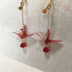 折り鶴のイヤリング