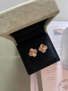 ヴァンクリーフ＆アーペル スウィートアルハンブラ 18K レッドアゲート ピアス ヴァンクリーフ＆アーペル スウィートアルハンブラ 18K レッドアゲート