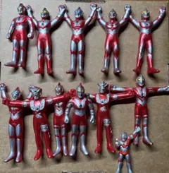 ウルトラマンファミリー ゴム人形 セットのサムネイル