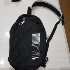 PUMA ボディバッグ ショルダーバッグのサムネイル