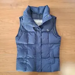 アバクロンビー&フィッチ　ダウンベスト　フードなし　レディースS　ネイビー