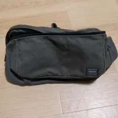 Item thumbnail for item bf6ad118-a42d-4ede-a94c-02c1e126a8f4