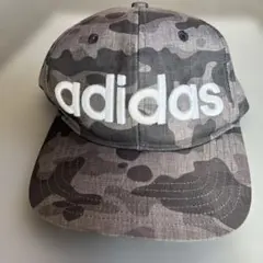 adidas 迷彩キャップ