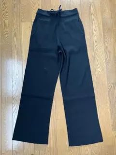 UNIQLO ウォッシャブルニットリブパンツ