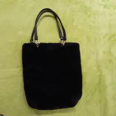 黒ファーバッグ