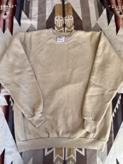 ベージュ スウェット