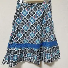 フレアスカート 青黒チェック花柄 ひざ丈