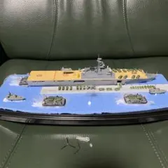 艦船模型 プラモデル 完成品 透明ケース付きのサムネイル