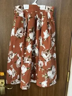 ロペピクニックの花柄Aラインスカート