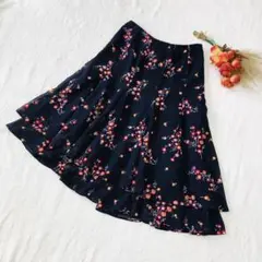 UNlTED ARROWS 花柄フレアスカート　ティアードデザイン　シアー