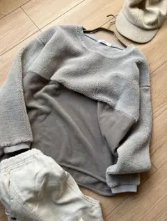 オススメ　フリース　トレーナー　グレー　バイカラー　ニコアンド　nicoand