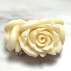 【美品】天然石　白珊瑚　帯留　ブローチ　和装小物　バラ