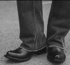 とんがりブーツ