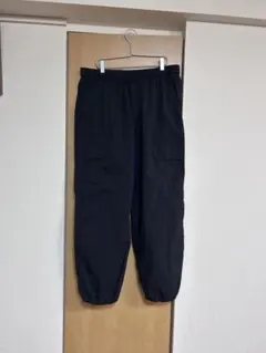 ユニクロ イージーカーゴパンツ　XL 黒