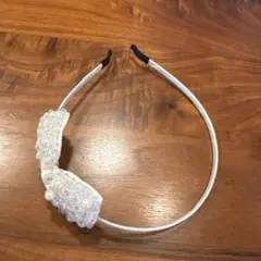 ビーズリボン　カチューシャ　ホワイト