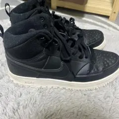 Nike ブラック ハイカットスニーカー