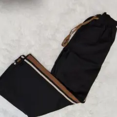 オシャレ✨サイドライン　パンツ　レディース　Lサイズ