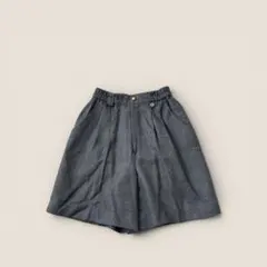 セノフィッチ ワイドショートパンツ タック デザインボタン 日本製 ウール 秋冬のサムネイル