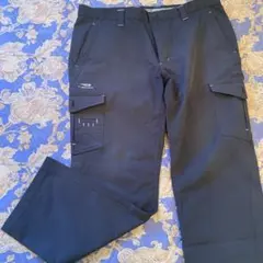 TIGORAブラックパンツ ウエスト92cm