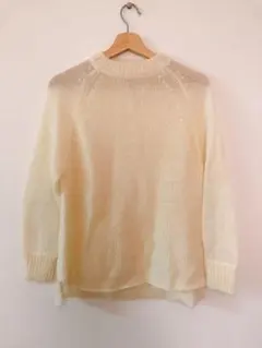 モヘアニット 白