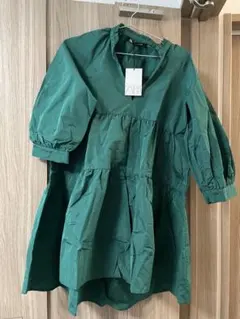 【新品タグ付き】ZARA グリーン　ティアードワンピース　M