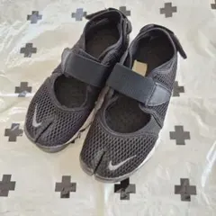 NIKE エアリフトスニーカー 23.0