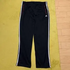 アディダス　ジャージパンツ