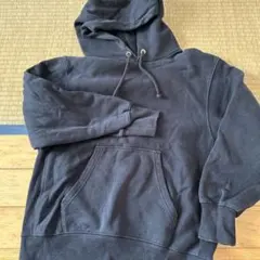GU 黒 フード付きパーカー