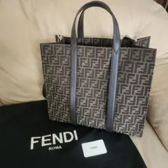 ユニセックス FENDI ズッカ Jacquard トート 2WAY 未使用品のサムネイル