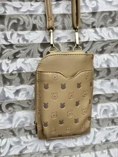 しまむら　プーさんベージュ スマホショルダーバッグ