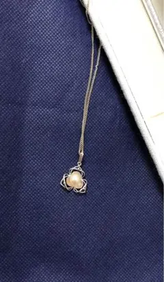 本真珠　パール　花モチーフ　ネックレス