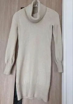 UNIQLO タートルネックワンピースM